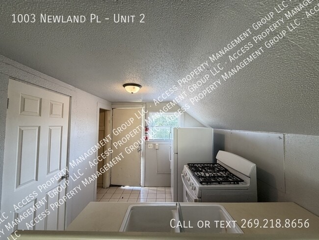 Photo - 1003 Newland Pl