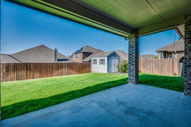 Photo - 438 Brookdale Dr