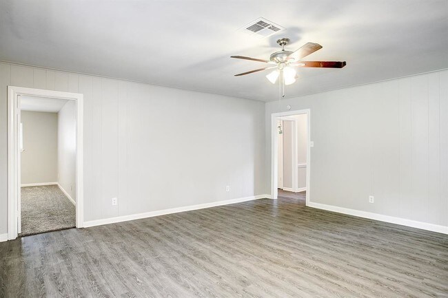 Photo - 6002 W Airport Blvd