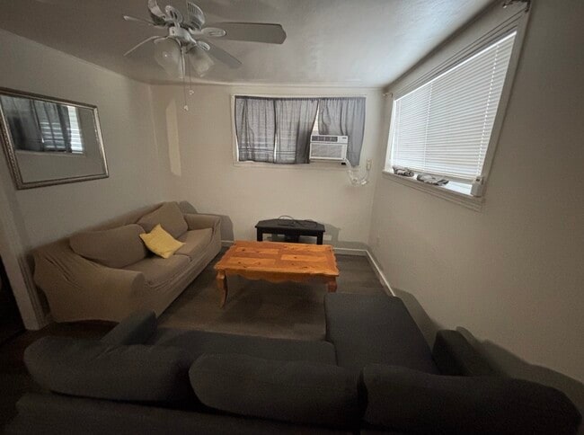 Photo - 928 Main St Unit 922