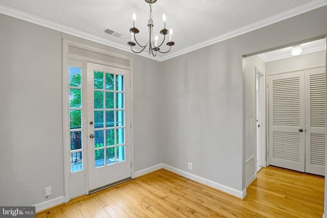 Photo - 2873 S Buchanan St Unit C2