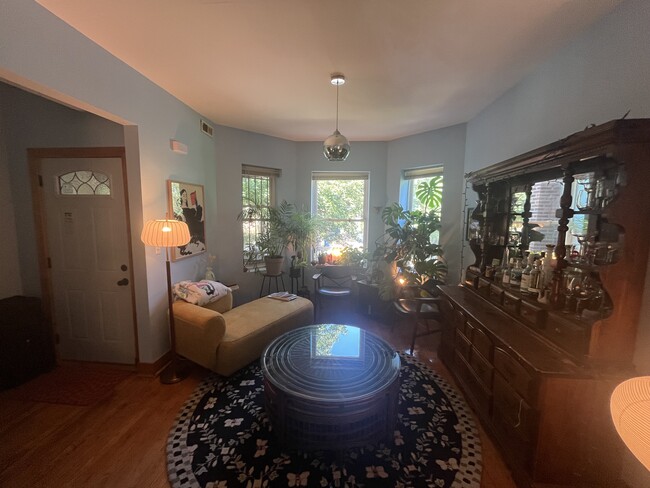 Photo - 3043 West Belden Avenue Unit 1st Floor