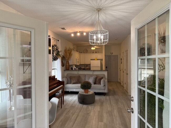 Photo - 242 Sun Colony Blvd