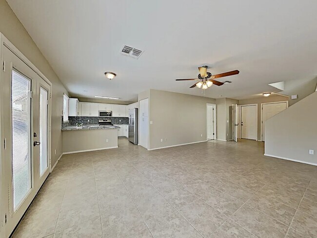 Photo - 11826 W Laurel Ln