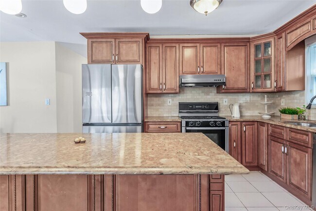 Photo - 45 21 Iris Ln