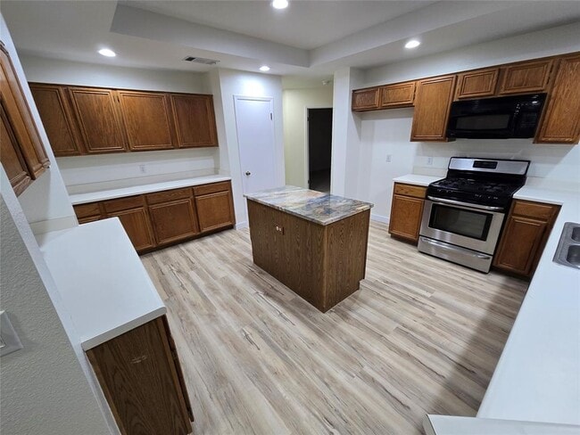 Photo - 8511 Ephraim Road