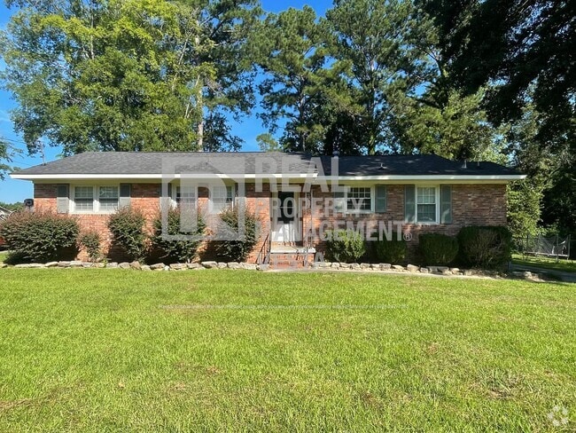 Building Photo - 2458 Kensington Rd Rental