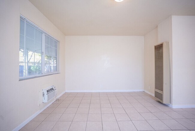 Photo - Washington, 603-607 Unidad 603-J