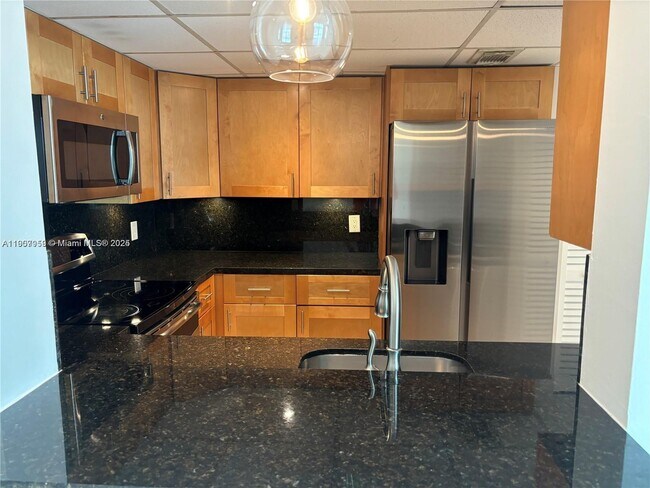 Photo - 2055 SW 122nd Ave Unidad 506