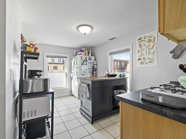 Photo - 131 Summer St Unit #2