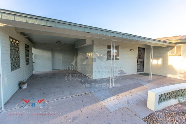 Photo - 5706 E Des Moines St