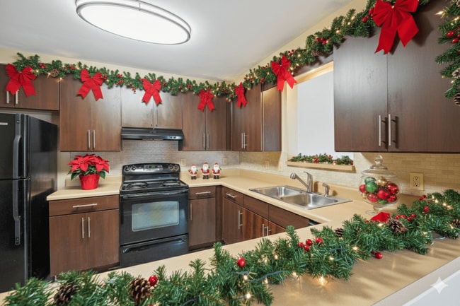 Virtually Staged - Stillwood Farms Apartments at Newnan