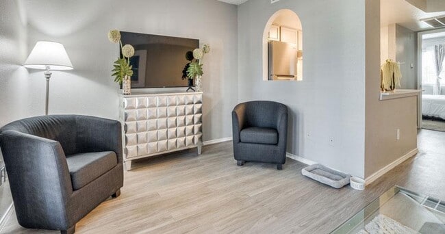 Mateo Apartment Homes