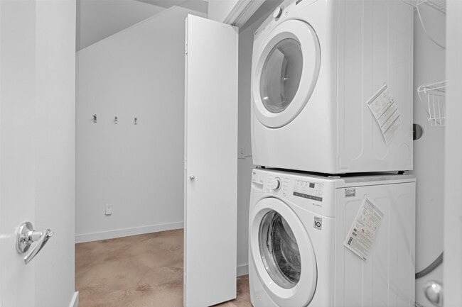 Photo - 5105 Lillian St