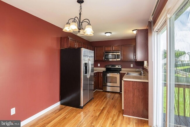 Photo - 71 Job Rd