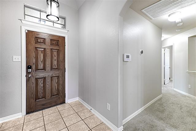 Photo - 122 Chinaberry Trail