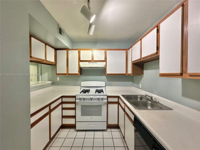 Photo - 15290 SW 106th Ln Condo Unit 307