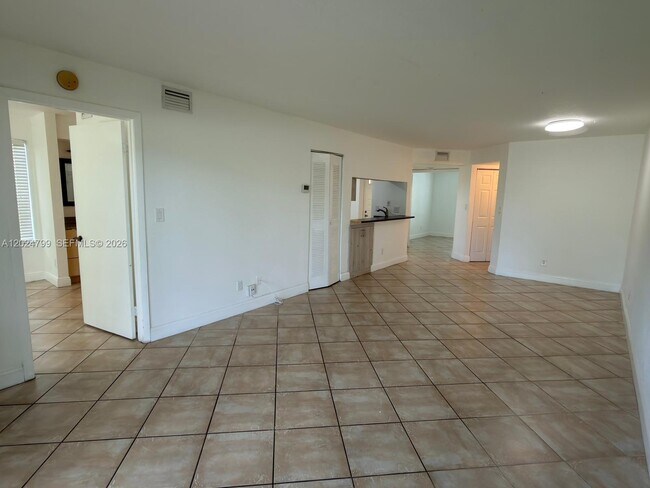 1025 Coral Club Dr Unit 1025