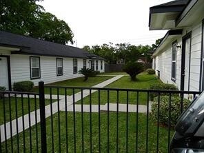 Photo - 204 W Worsham St