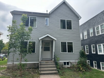 Building Photo - "Charming 5-Bed Home on Grand Ave: Spacious Living with 2.5 Baths in Heart of St. Paul!"