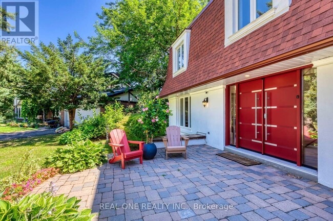 Photo - 814 Calder Rd