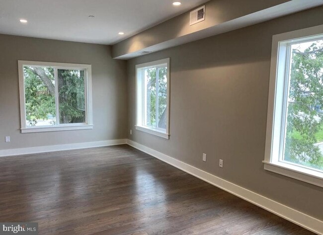 Photo - 1701 Trinidad Ave NE Unit 6