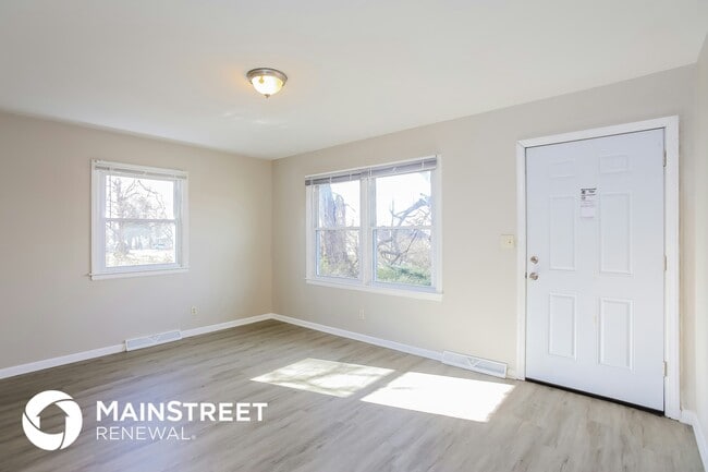 Photo - 8215 Highland Ave