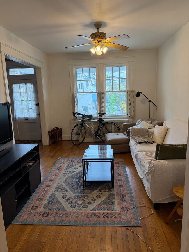 Photo - 2414 37th St NW