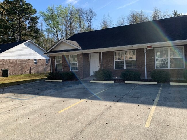 Building Photo - Duplex for Rent Rental