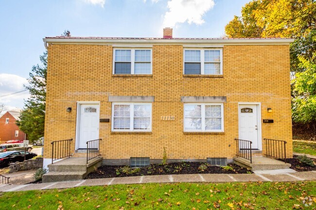 Building Photo - AVAILABLE JULY 1st!! FANTASTIC 1-bedroom i... Unit 11130 Frankstown Road - 1st Floor Rental