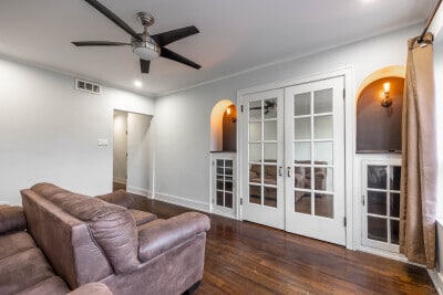 Photo - 3718 W Belmont Ave Unidad 2