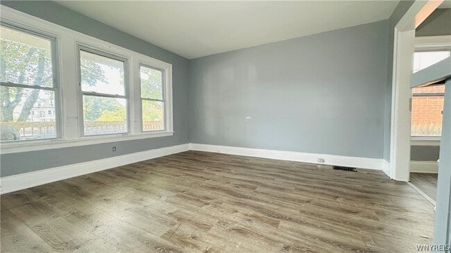 Photo - 232 Humboldt Pkwy