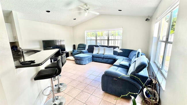 Photo - 1064 Cedar Falls Dr