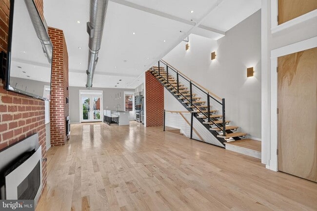 Photo - 1620 15th St NW