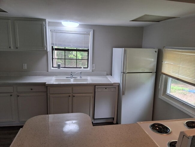 Photo - 1104 Rucker St