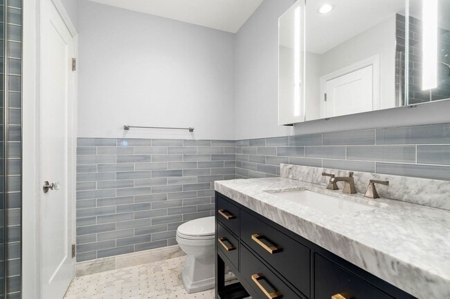 Photo - 270 Beacon St Unit G