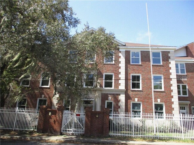 Photo - 519 Norwich St Unidad 102