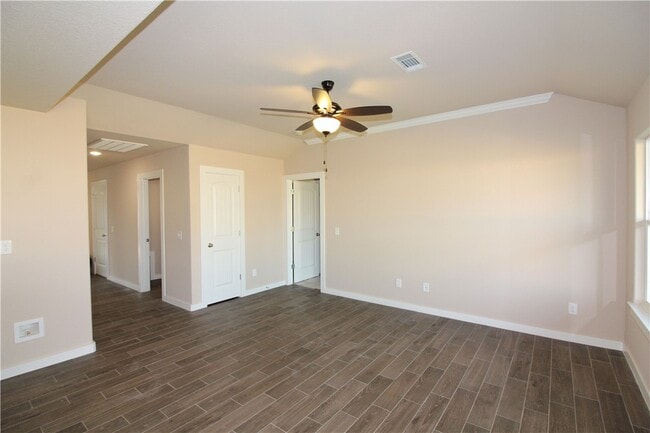 Photo - 432 Barbet Dr