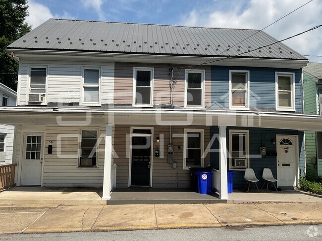 Building Photo - 313 E Burd St Rental