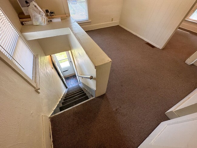 Photo - 3324 Story St