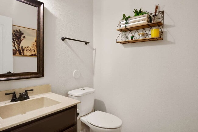 Photo - 13483 Halifax St