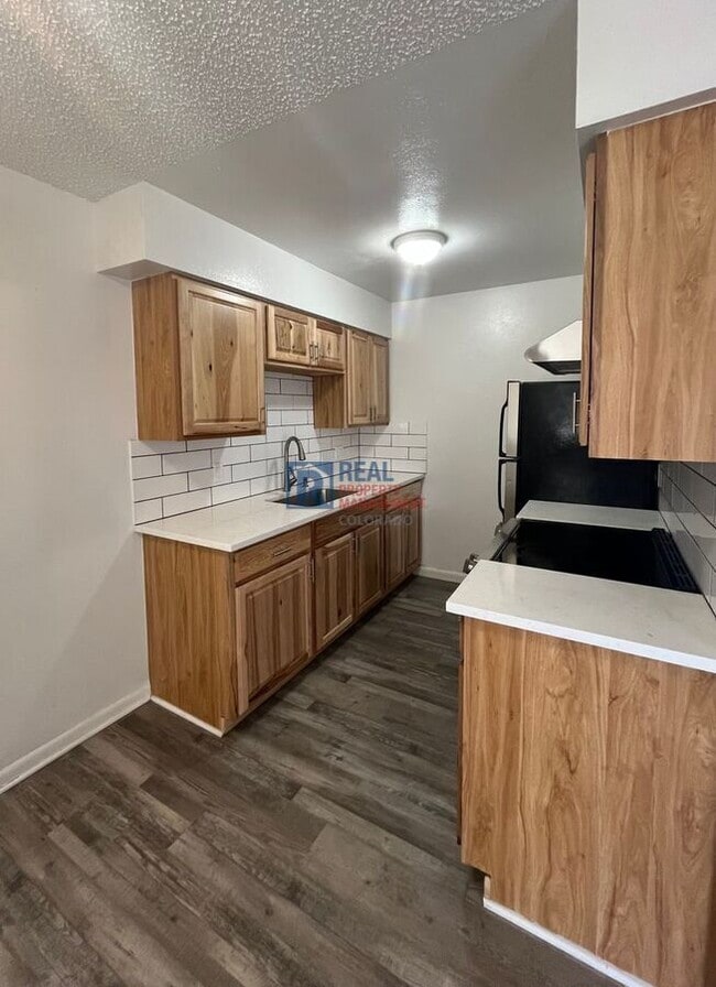 Photo - 1303 Coffman St