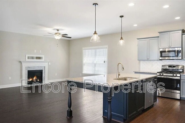 Photo - 200 Big Barn Dr