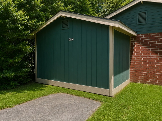 Photo - 3585 Napier Ave