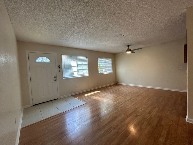 Photo - 3633 9th Ave