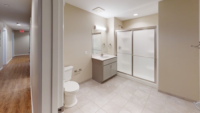 Photo - 341 Calhoun St