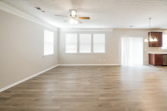 Photo - 2240 Valley Creek Dr