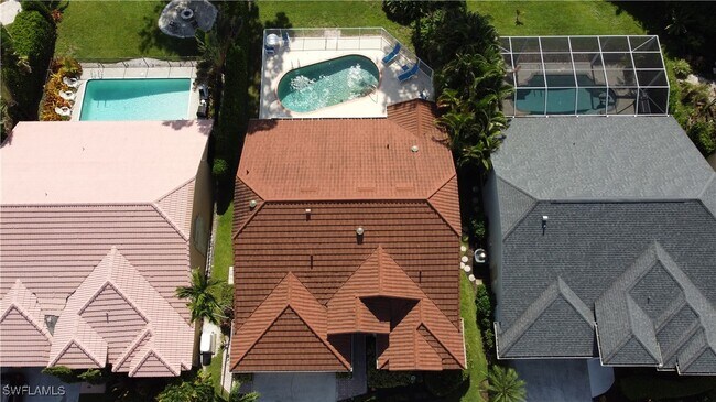 Building Photo - 702 Lambton Ln