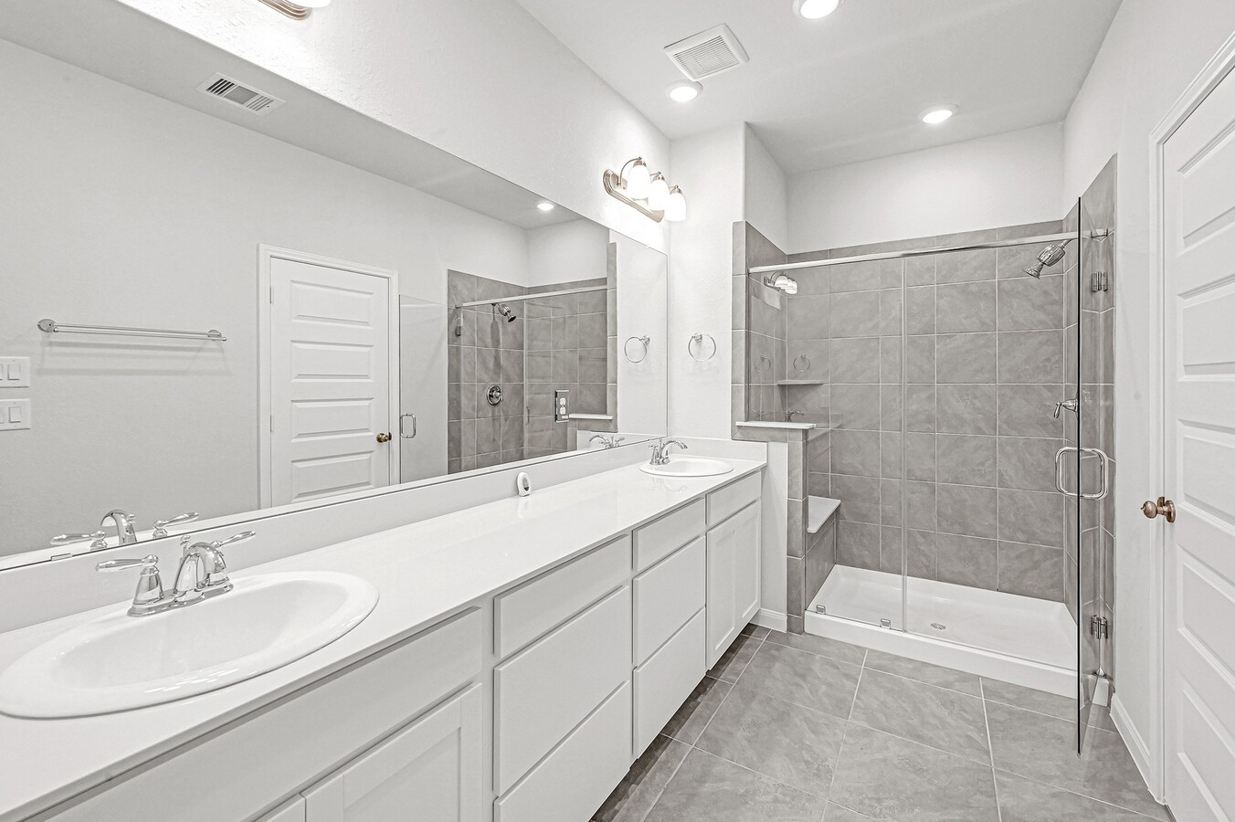 Photo - 1528 Lakeline Oak Dr