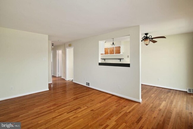 Photo - 3400 Ashfield Ln Unit 1